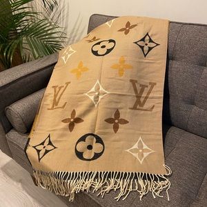 Louis Vuitton Scarf